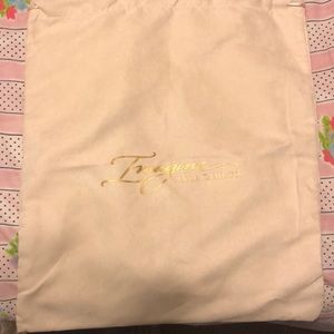 Vince camuto dust bag